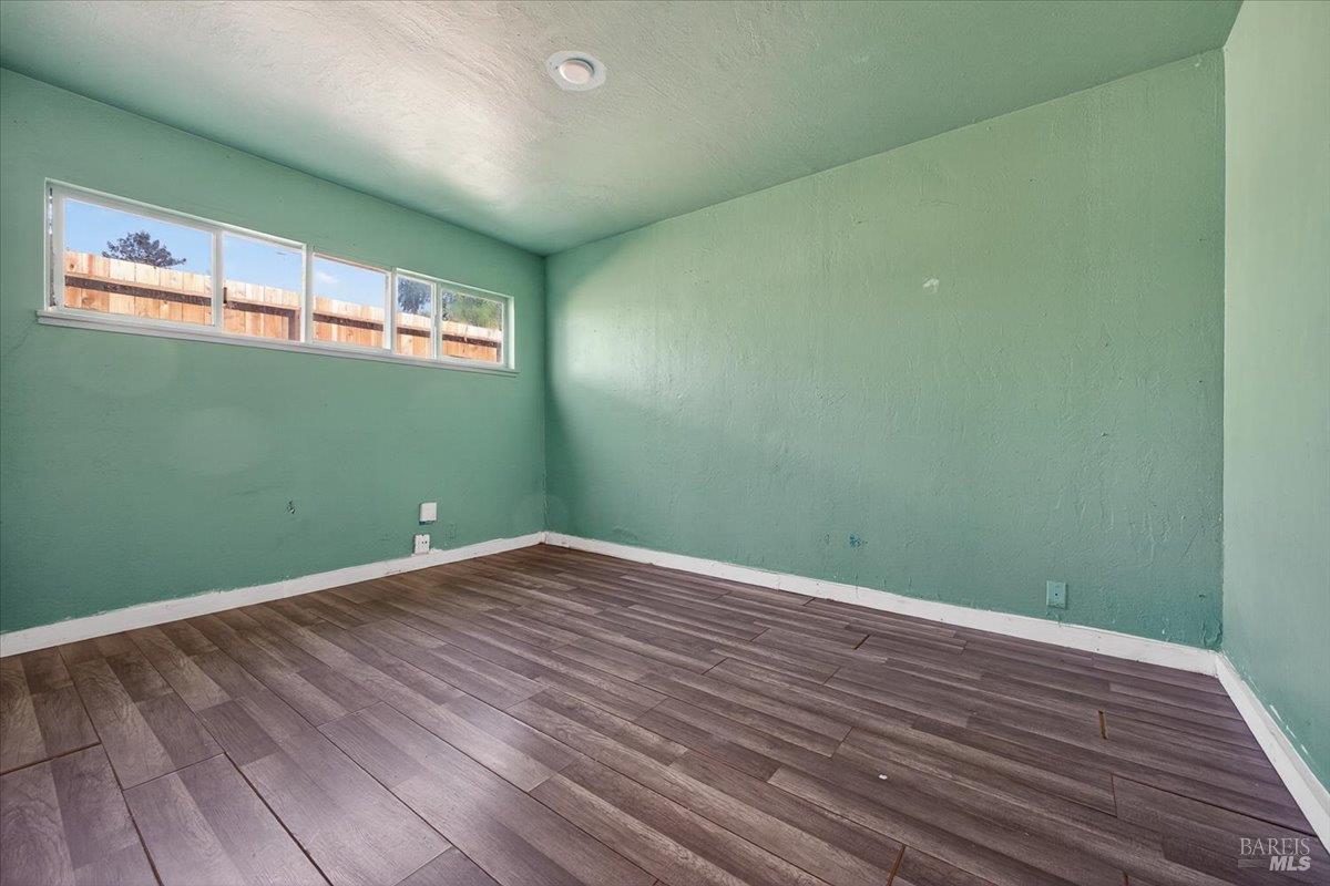 1048 San Clemente Drive Santa Rosa CA 95404