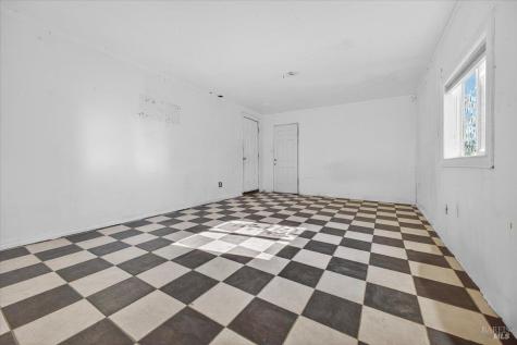 1048 San Clemente Drive Santa Rosa CA 95404