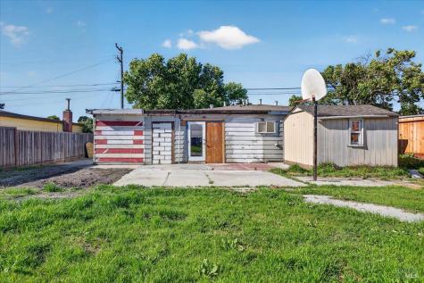 1048 San Clemente Drive Santa Rosa CA 95404