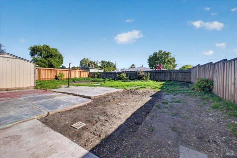 1048 San Clemente Drive Santa Rosa CA 95404