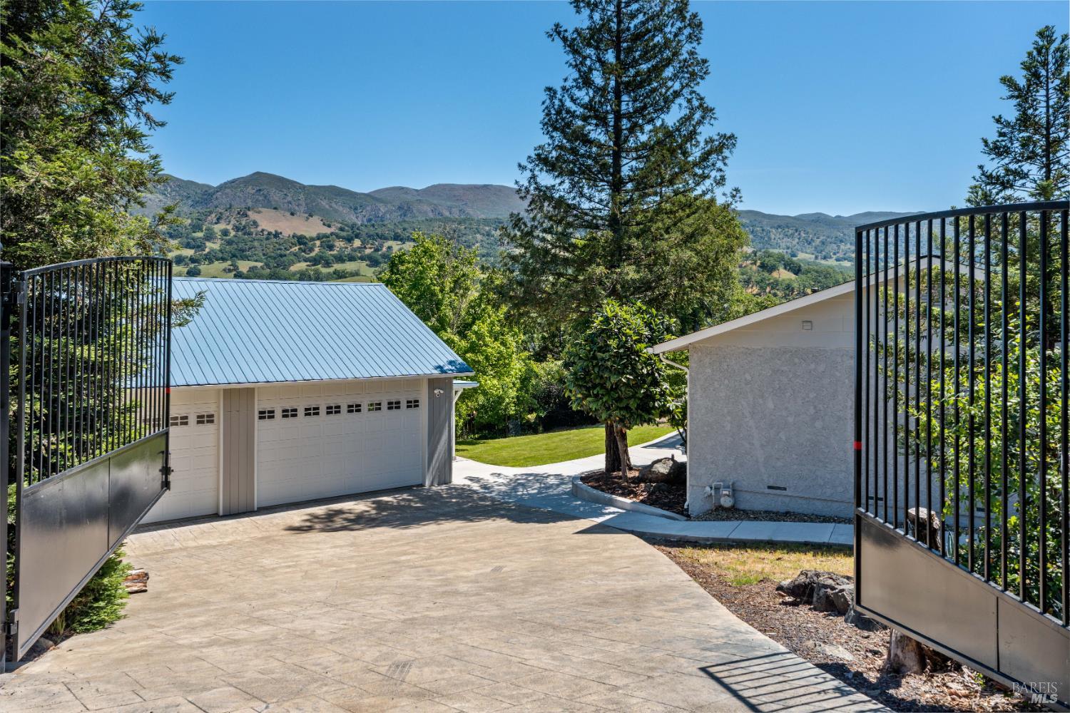 800 Riverside Drive Ukiah CA 95482