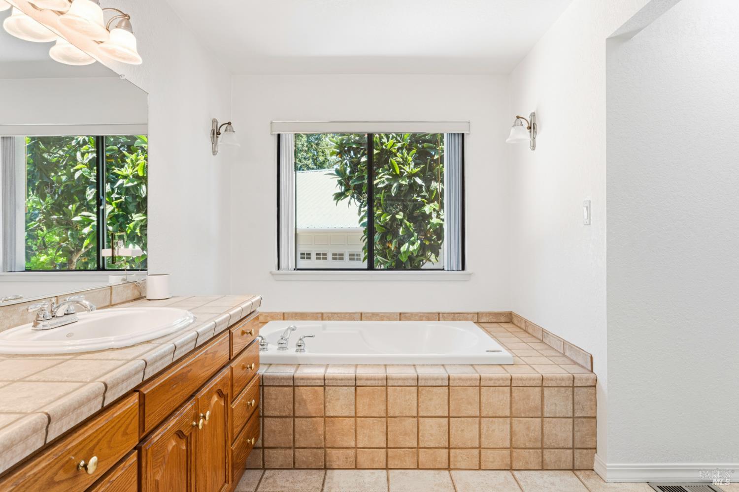 800 Riverside Drive Ukiah CA 95482