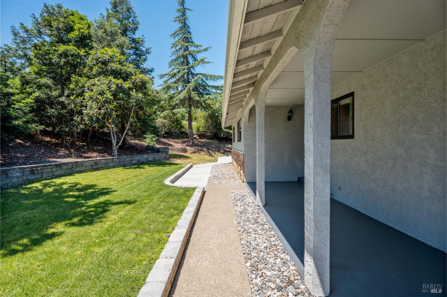 800 Riverside Drive Ukiah CA 95482