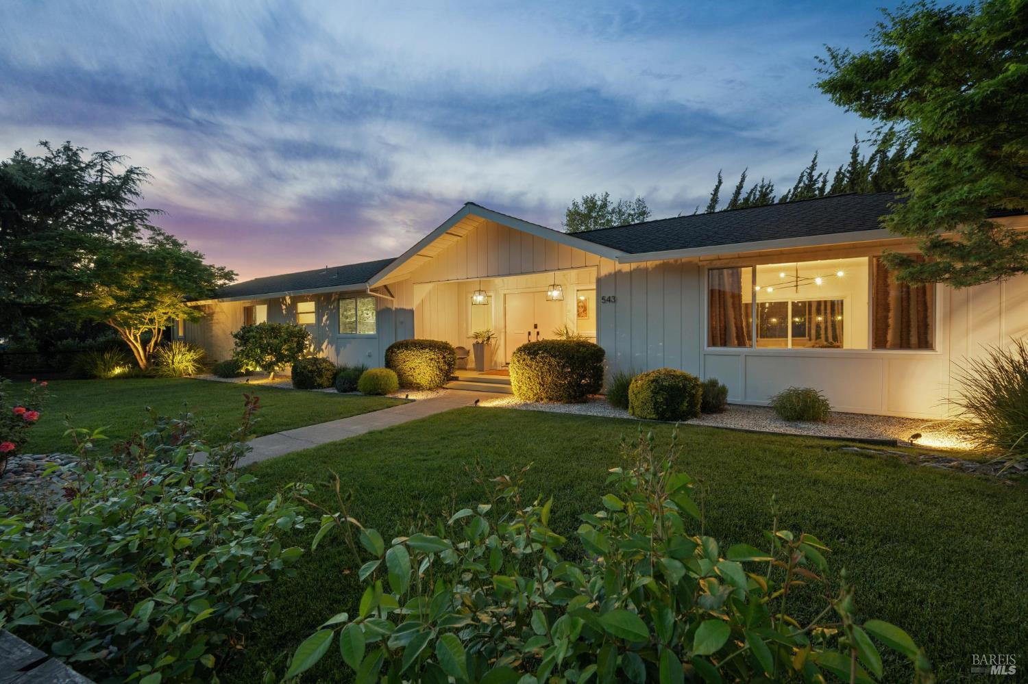 543 Avenue Del Oro Sonoma CA 95476