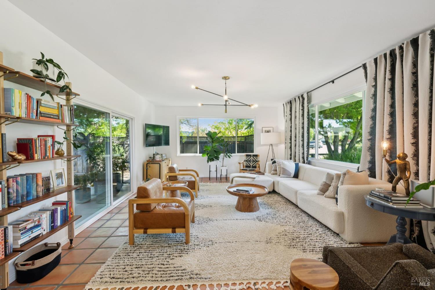 543 Avenue Del Oro Sonoma CA 95476