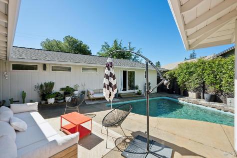 543 Avenue Del Oro Sonoma CA 95476