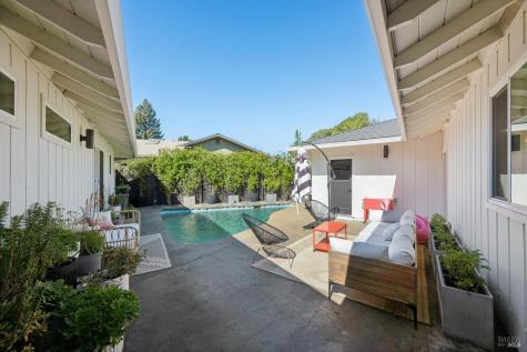 543 Avenue Del Oro Sonoma CA 95476