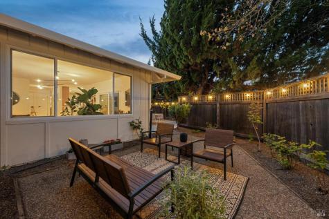 543 Avenue Del Oro Sonoma CA 95476