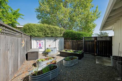 543 Avenue Del Oro Sonoma CA 95476
