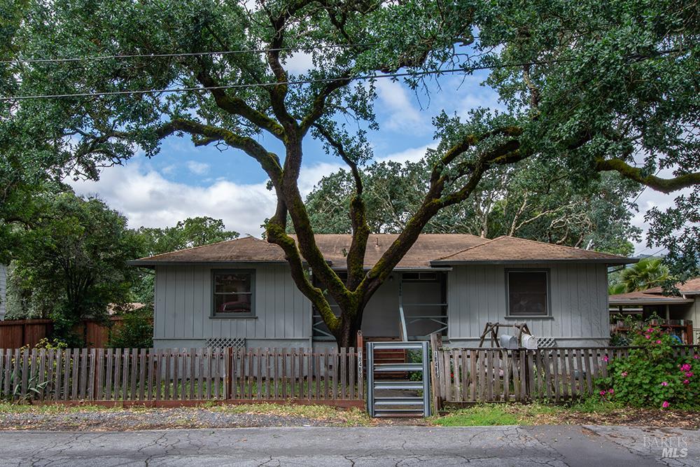 18466 4th Avenue Sonoma CA 95476