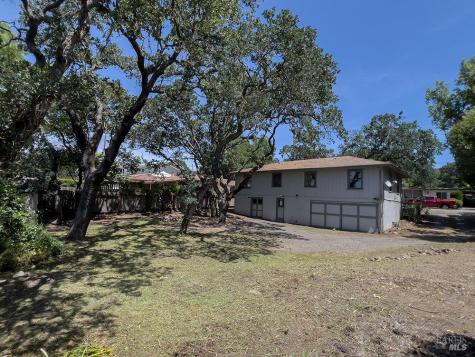 18466 4th Avenue Sonoma CA 95476