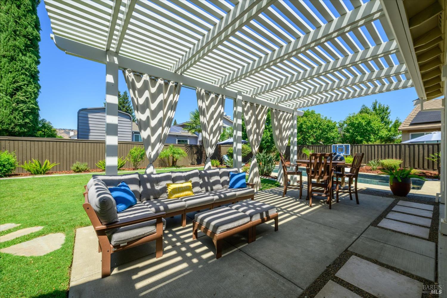 430 Longwood Place Vacaville CA 95688
