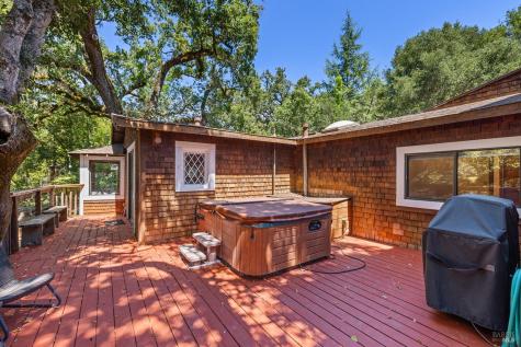 1595 Warm Springs Road Glen Ellen CA 95442