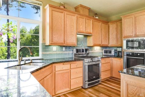 8950 Highway 116 Forestville CA 95436
