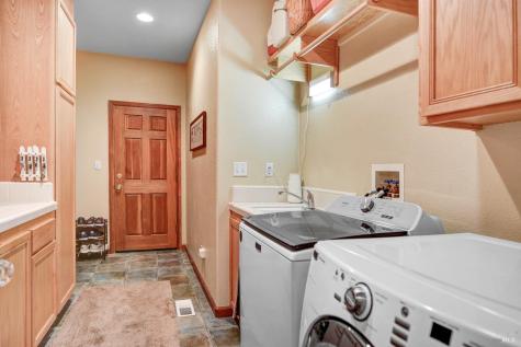 8950 Highway 116 Forestville CA 95436
