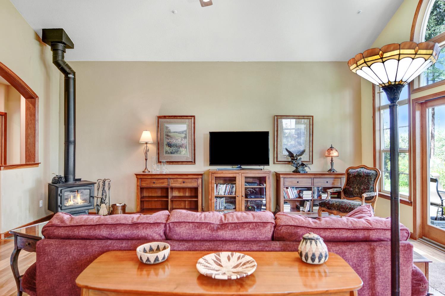 8950 Highway 116 Forestville CA 95436