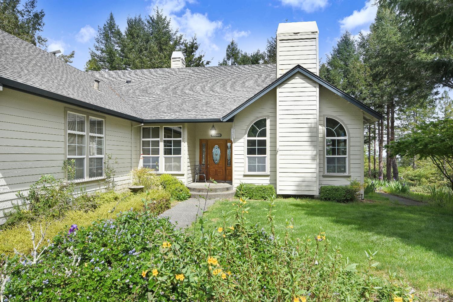8950 Highway 116 Forestville CA 95436