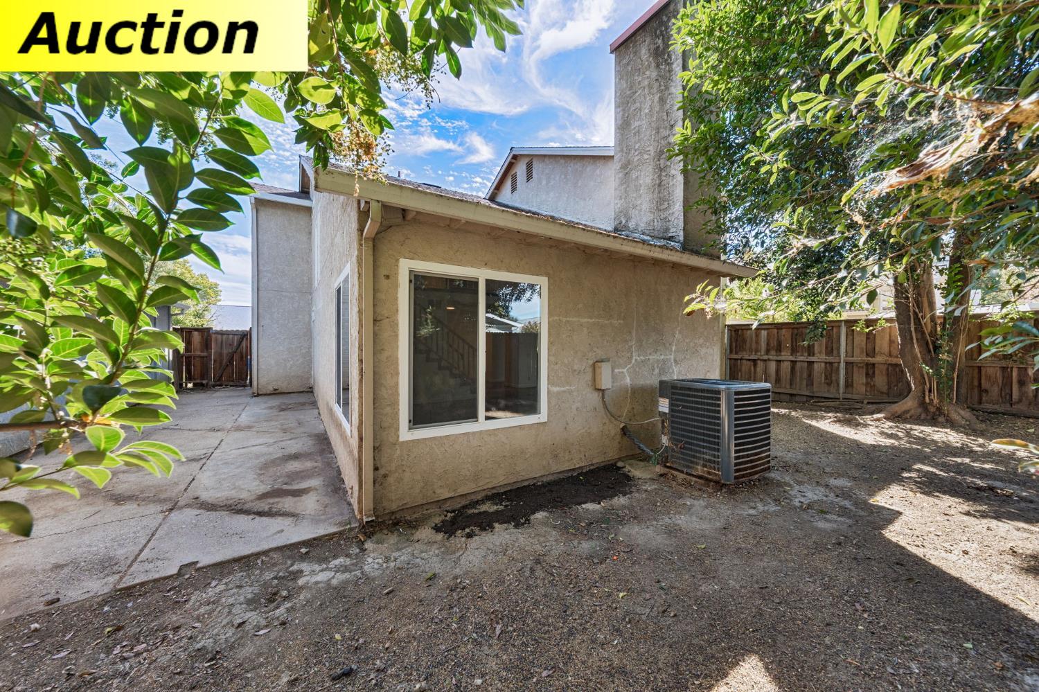 219 River Run Circle Sacramento CA 95833