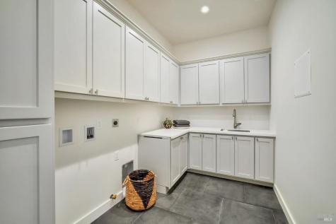 3572 Southridge Drive Santa Rosa CA 95403