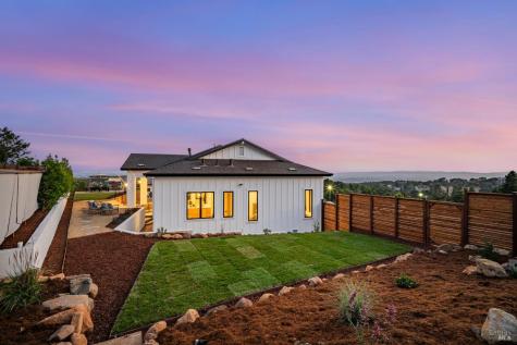 3572 Southridge Drive Santa Rosa CA 95403