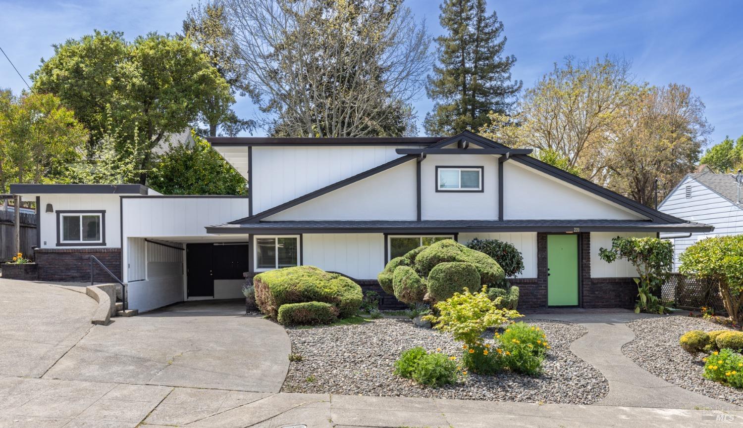 220 West Street Sebastopol CA 95472