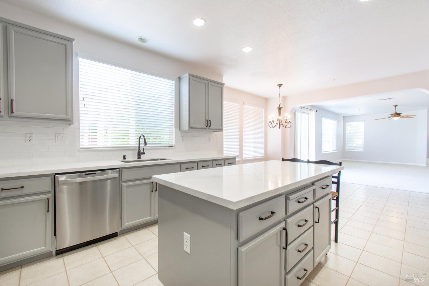 1115 Bello Drive Dixon CA 95620