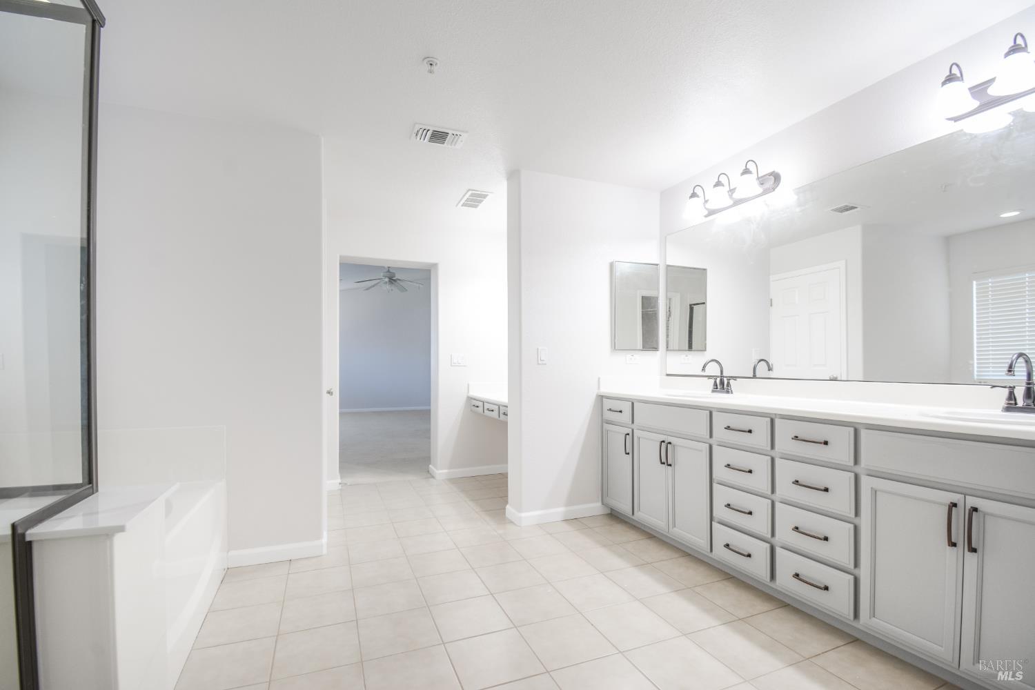 1115 Bello Drive Dixon CA 95620