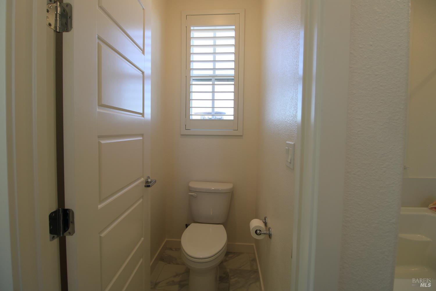 309 Caulfield Lane Petaluma CA 94952