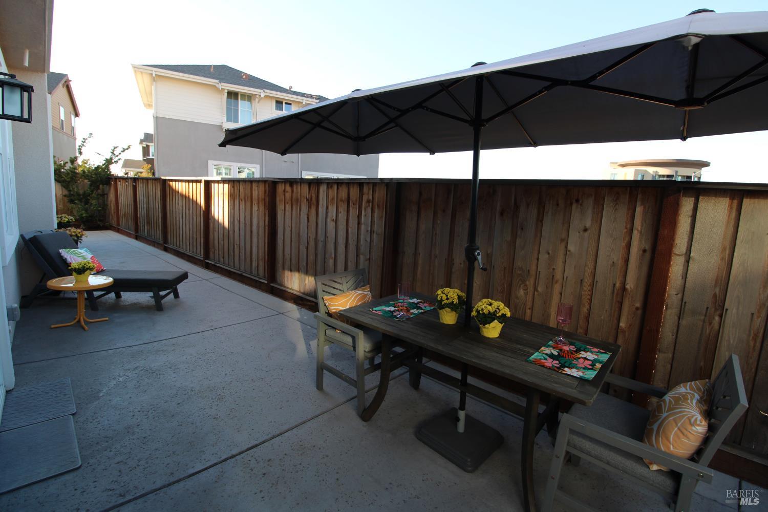 309 Caulfield Lane Petaluma CA 94952