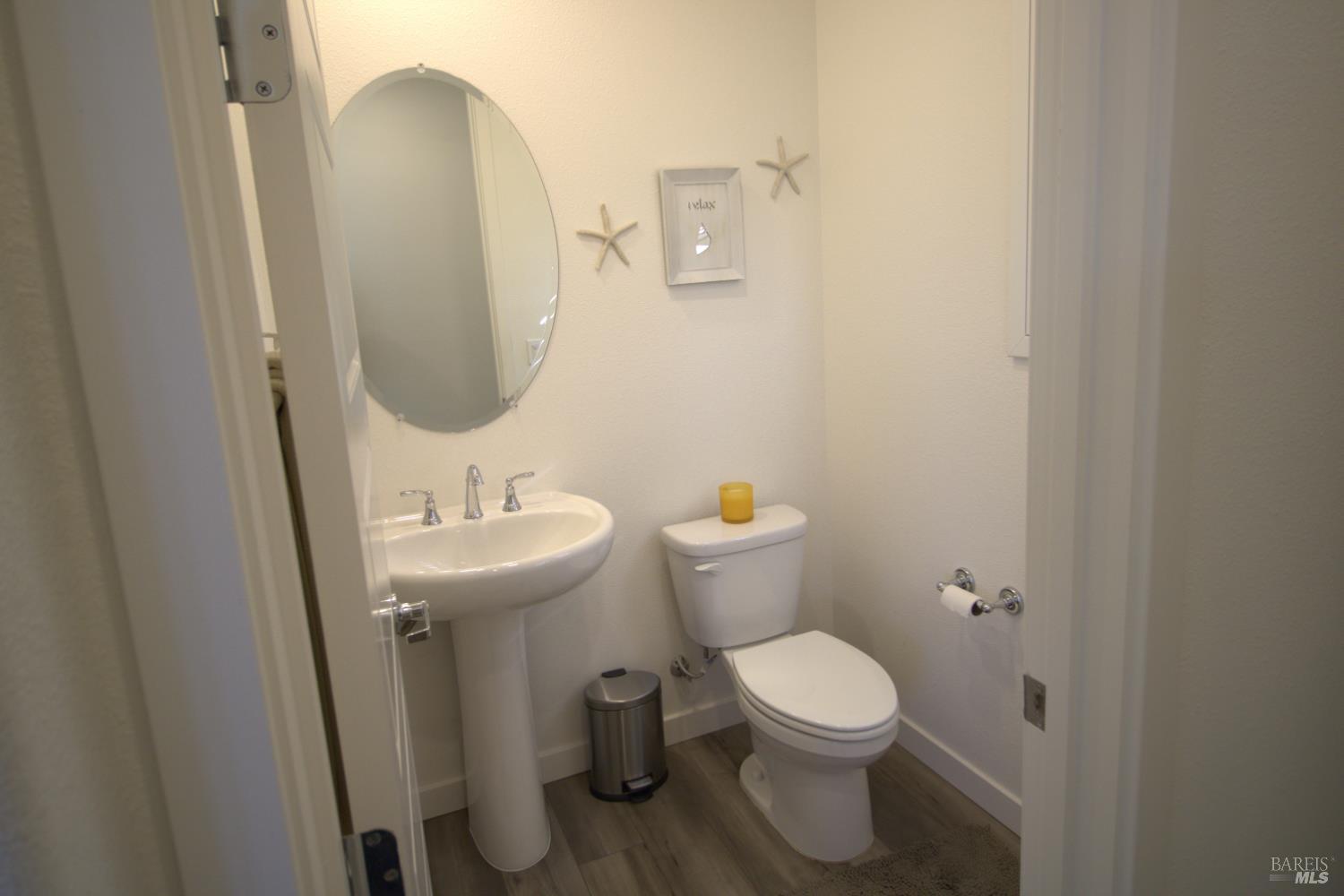309 Caulfield Lane Petaluma CA 94952
