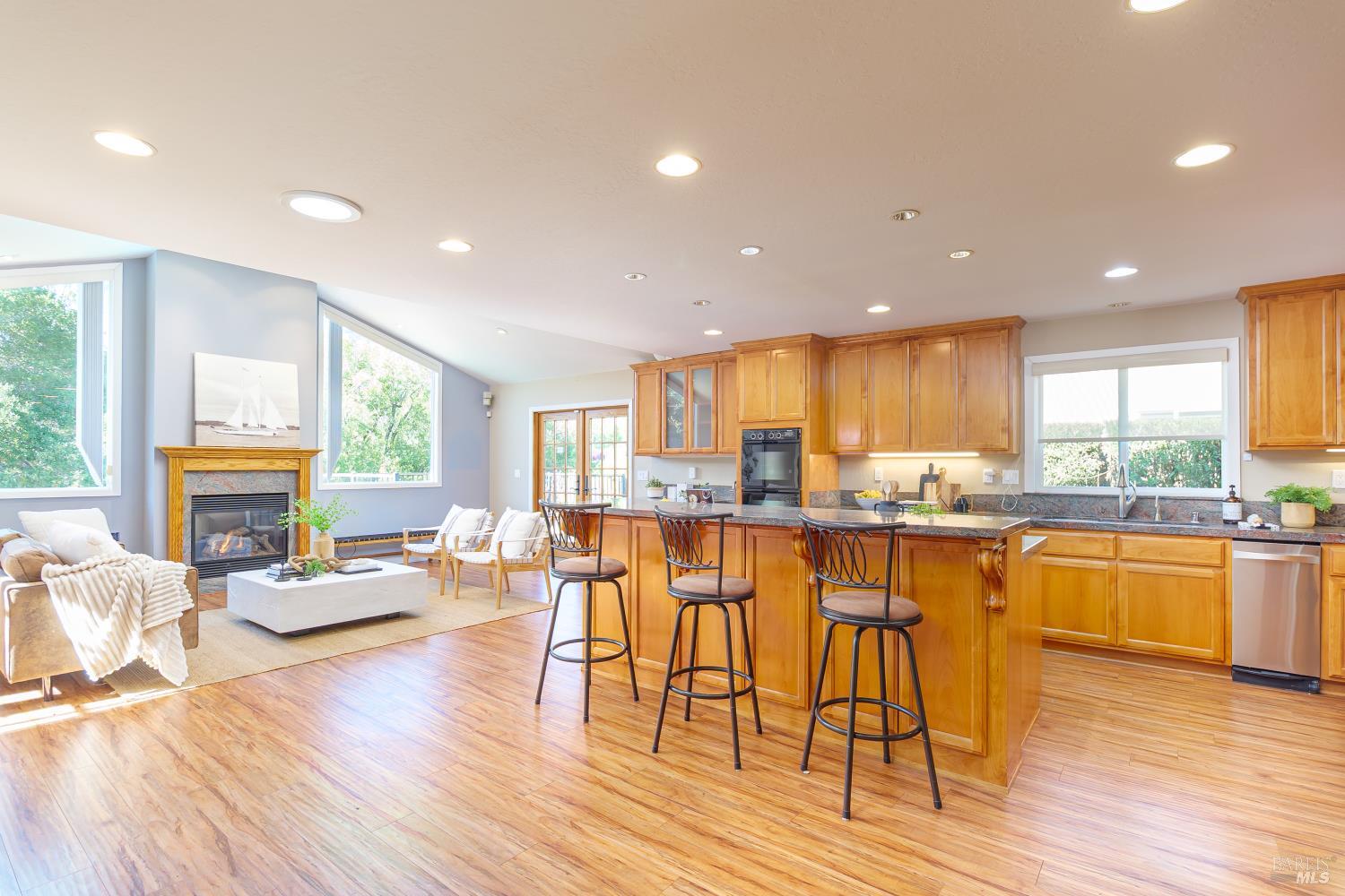 92 Upper Oak Drive San Rafael CA 94903