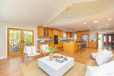 92 Upper Oak Drive San Rafael CA 94903