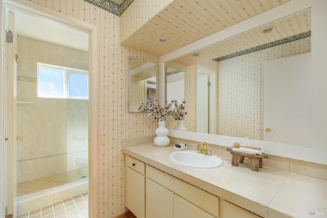 92 Upper Oak Drive San Rafael CA 94903