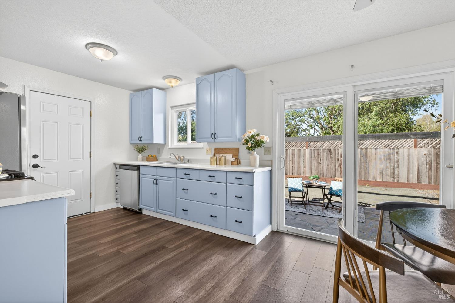 9865 Sunray Place Windsor CA 95492