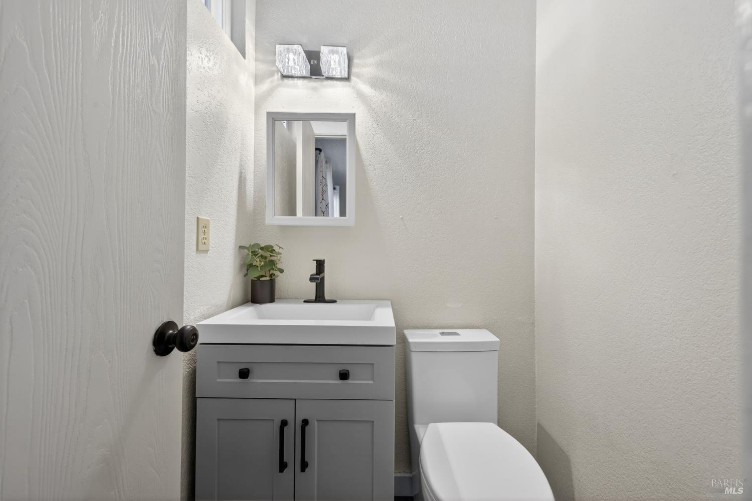 9865 Sunray Place Windsor CA 95492