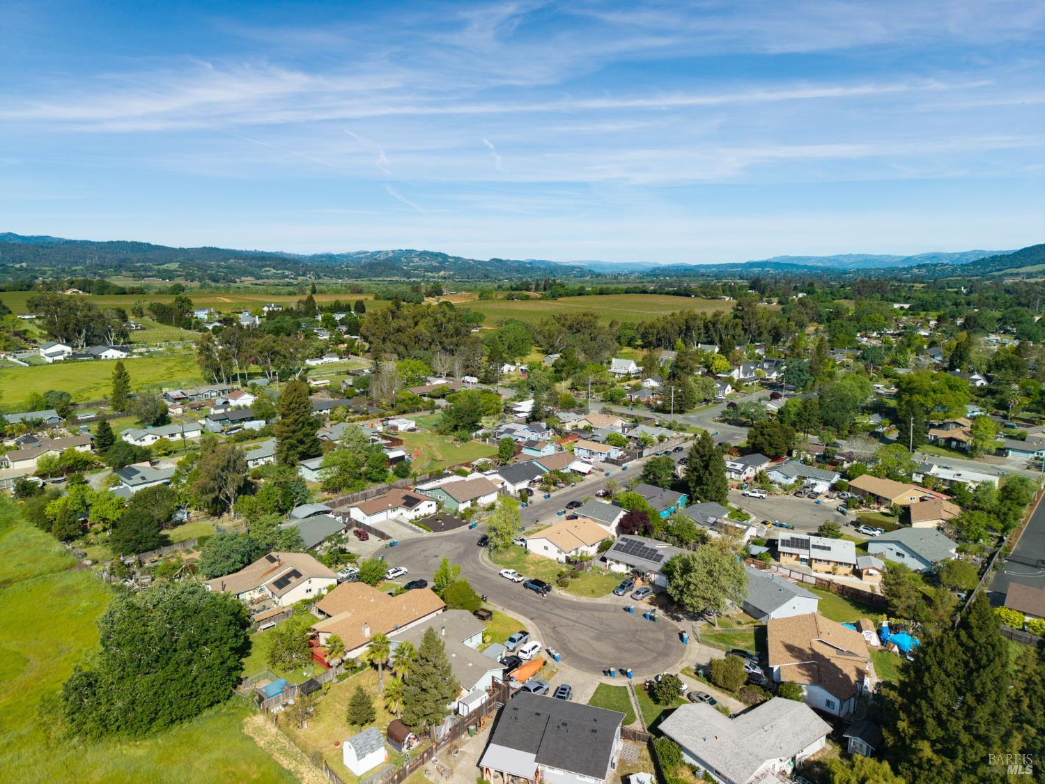 9865 Sunray Place Windsor CA 95492