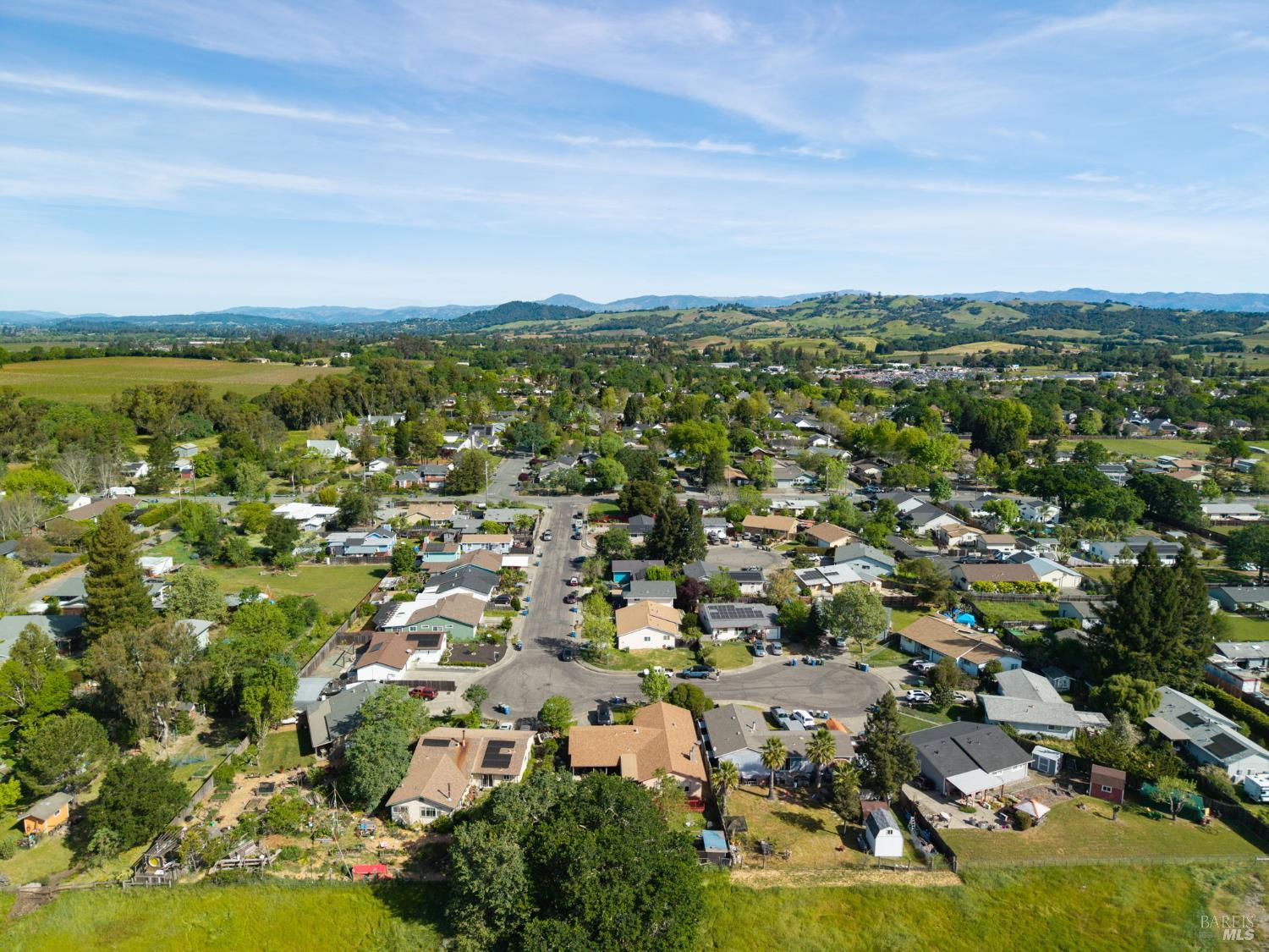 9865 Sunray Place Windsor CA 95492