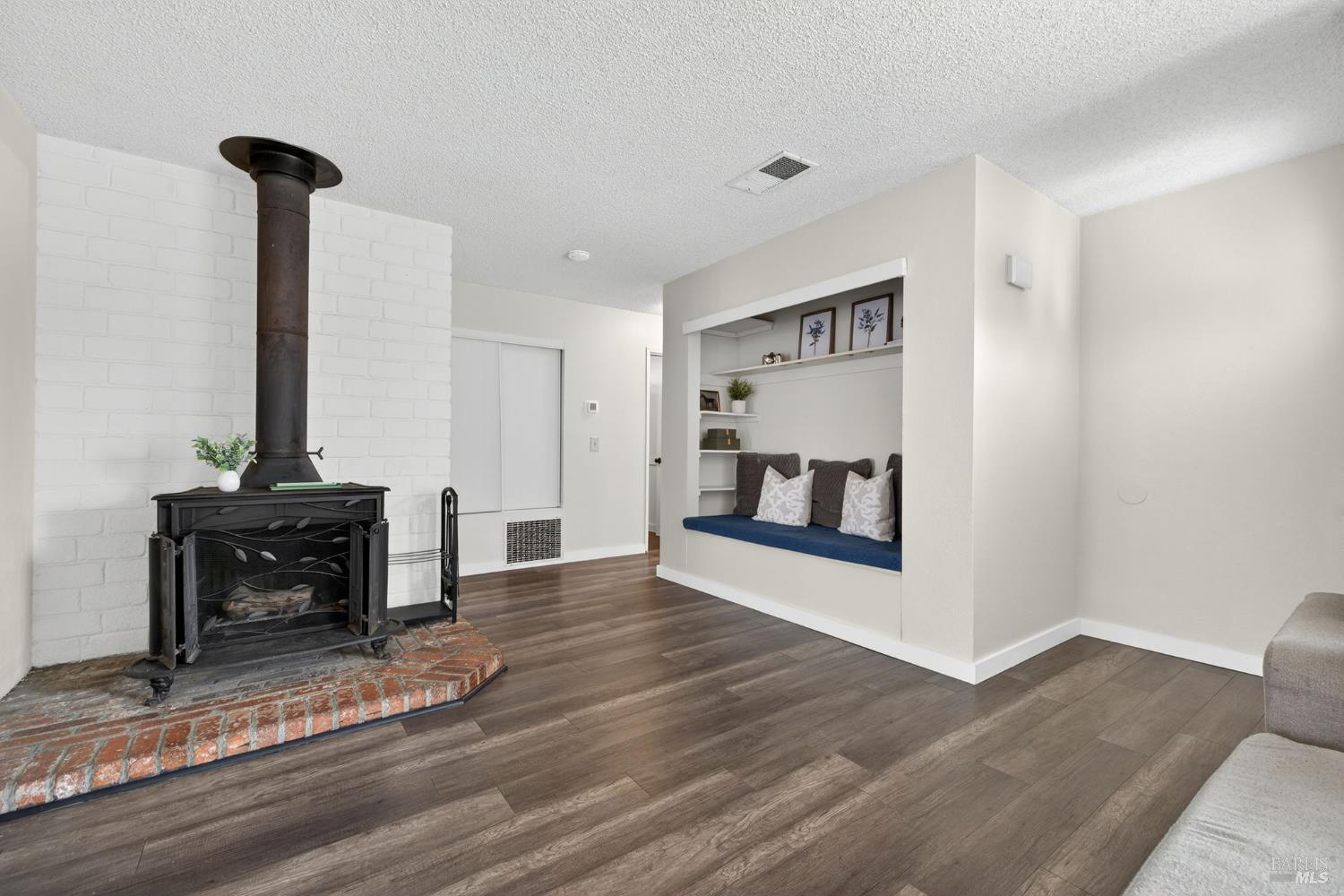 9865 Sunray Place Windsor CA 95492