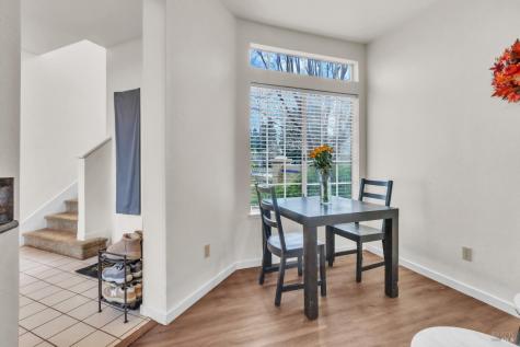 16 Arrowhead Court Petaluma CA 94954