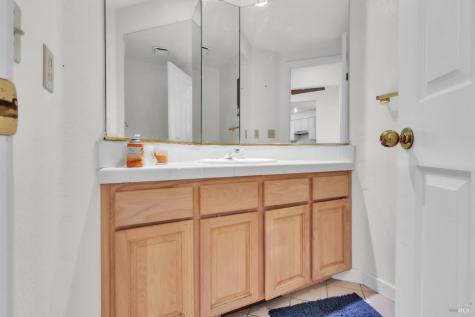 16 Arrowhead Court Petaluma CA 94954