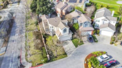 16 Arrowhead Court Petaluma CA 94954