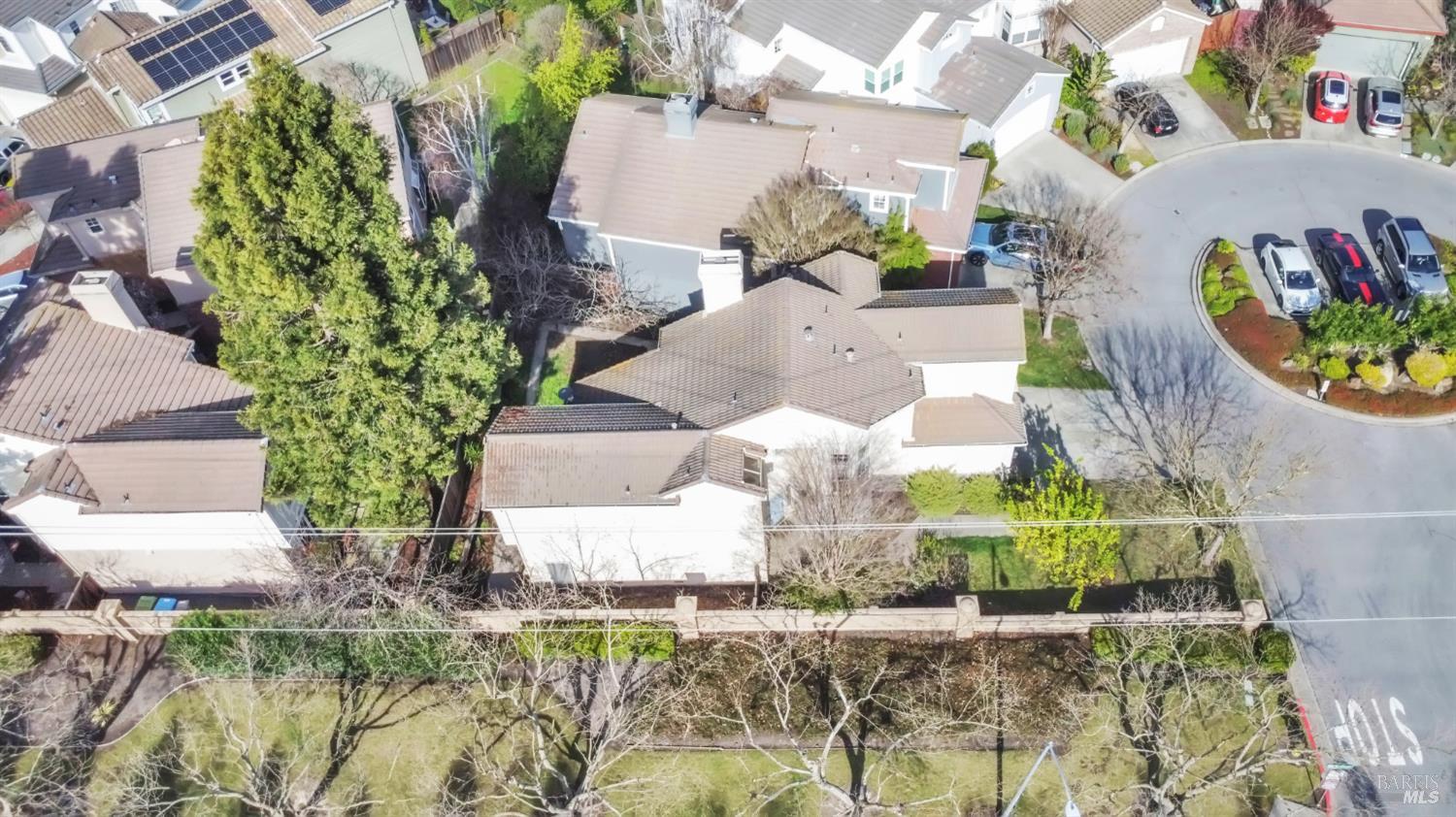 16 Arrowhead Court Petaluma CA 94954