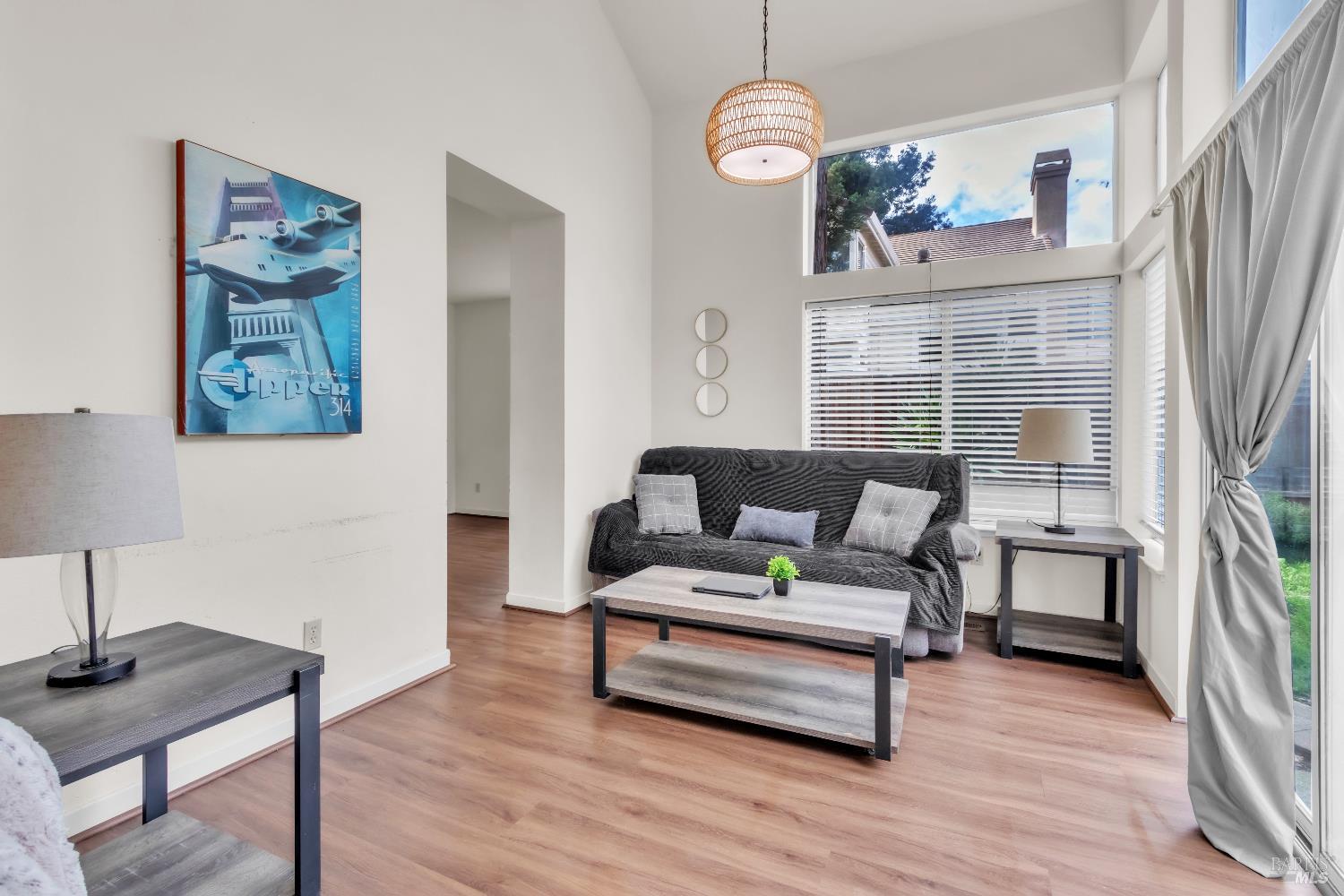 16 Arrowhead Court Petaluma CA 94954
