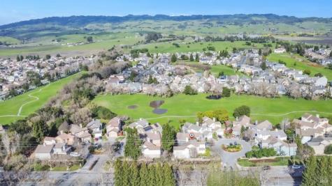 16 Arrowhead Court Petaluma CA 94954