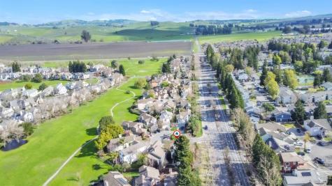 16 Arrowhead Court Petaluma CA 94954
