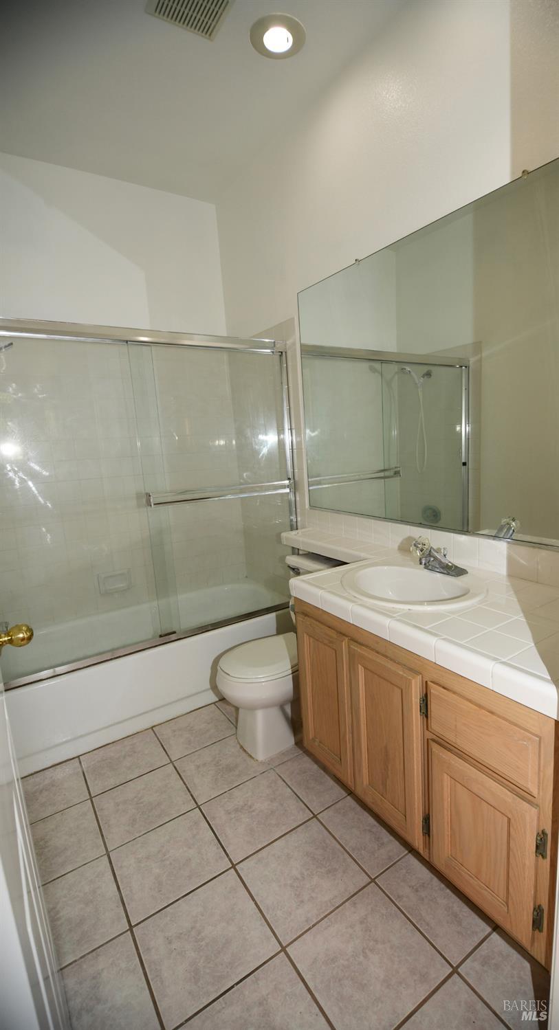 305 Mayfield Circle Suisun City CA 94585