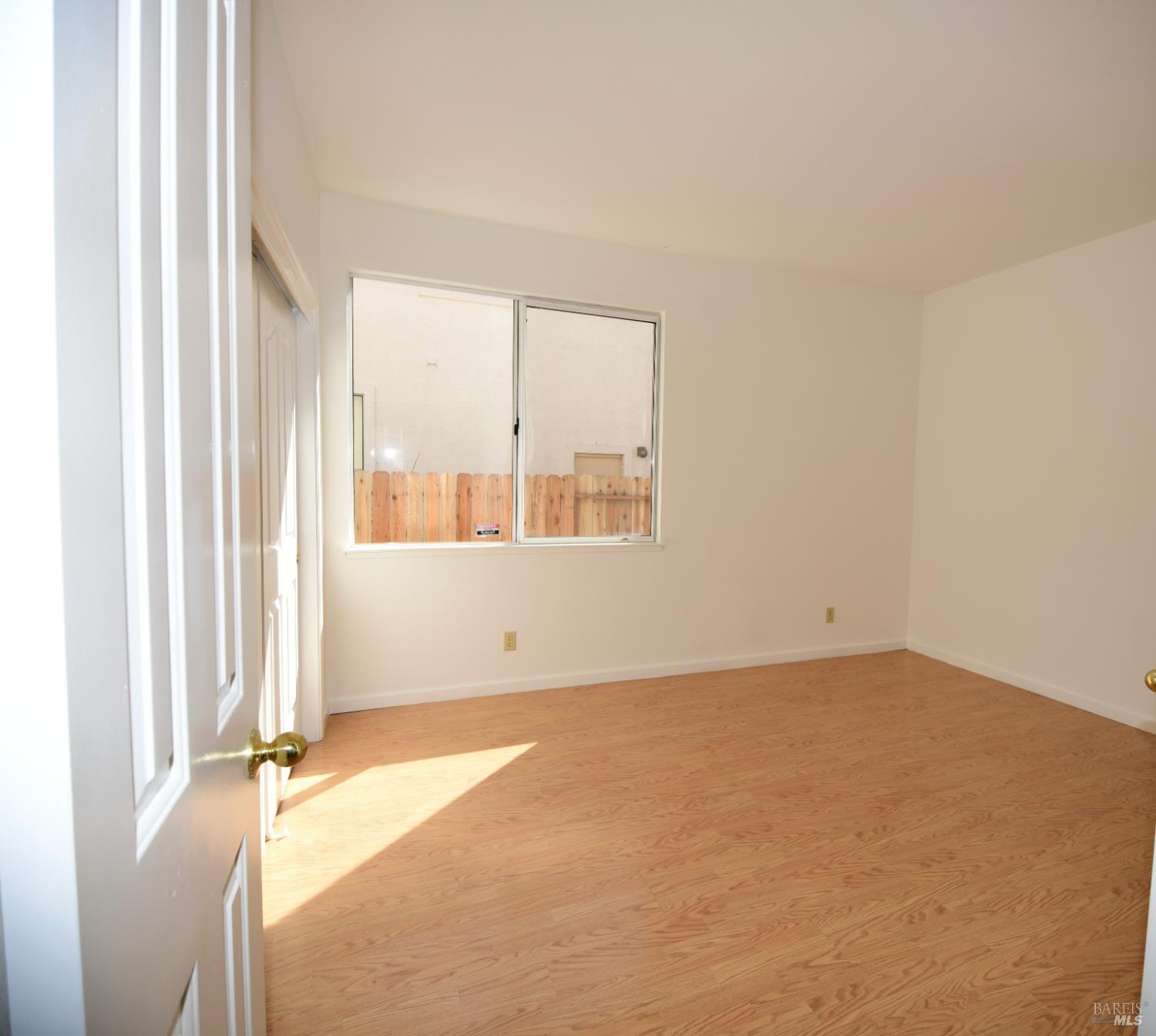 305 Mayfield Circle Suisun City CA 94585