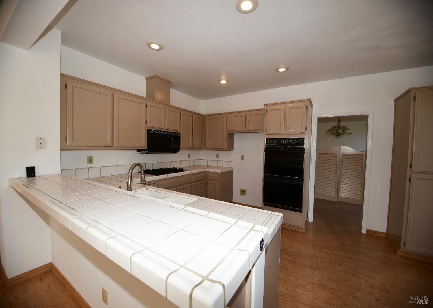 305 Mayfield Circle Suisun City CA 94585