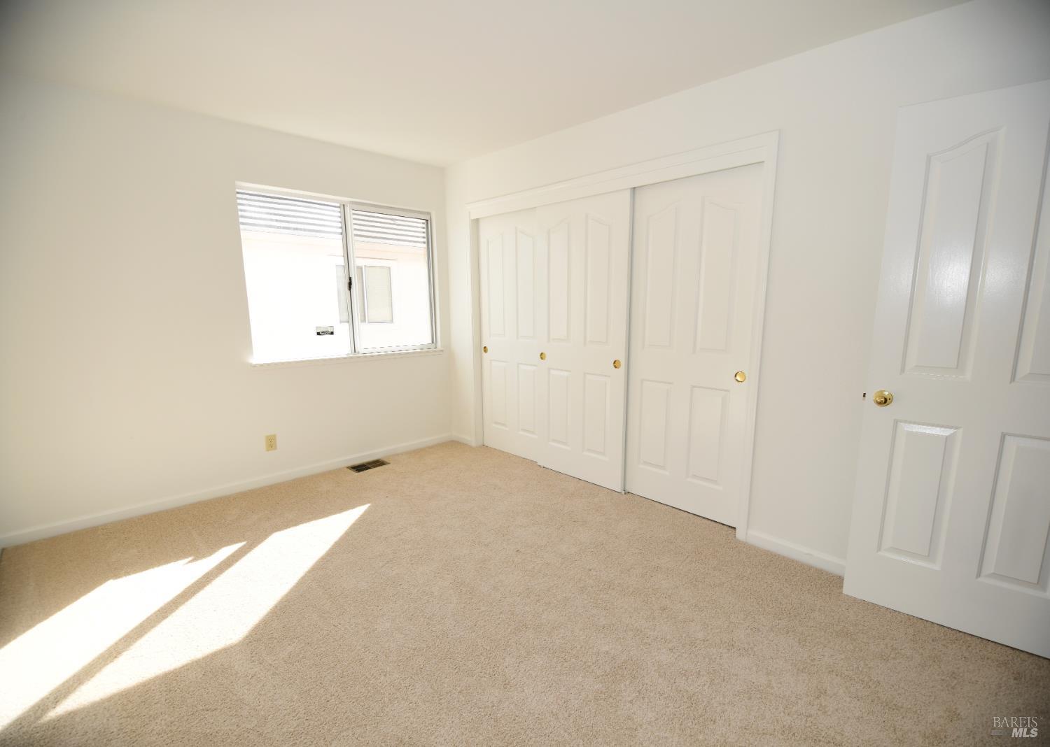 305 Mayfield Circle Suisun City CA 94585