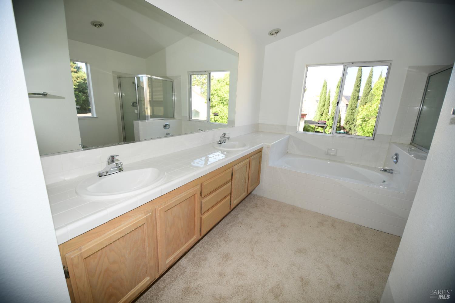 305 Mayfield Circle Suisun City CA 94585